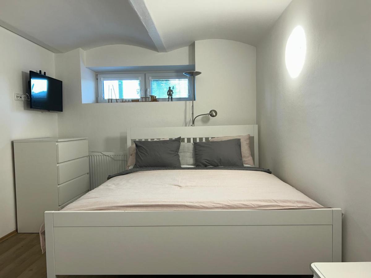 Stromoradni 17 Apartment Breclav Exterior photo