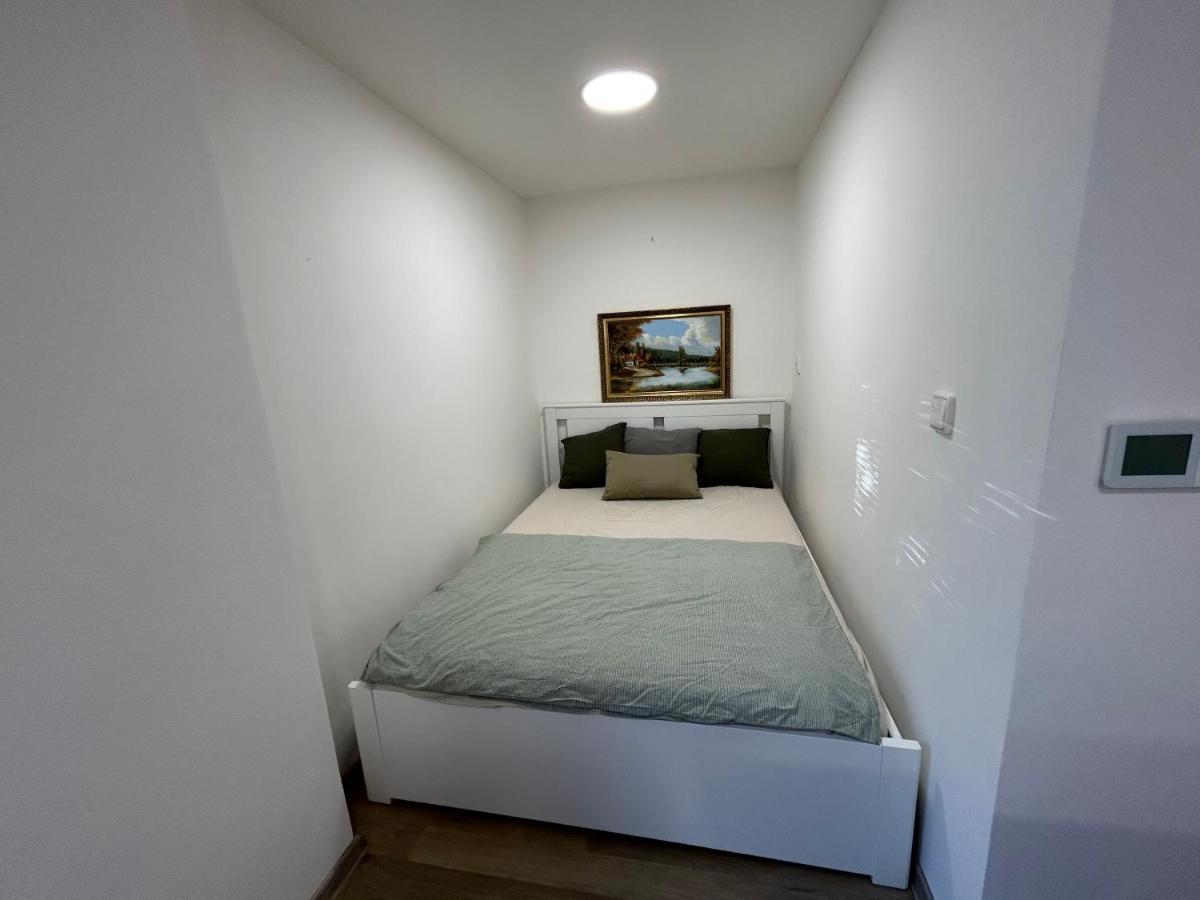 Stromoradni 17 Apartment Breclav Exterior photo